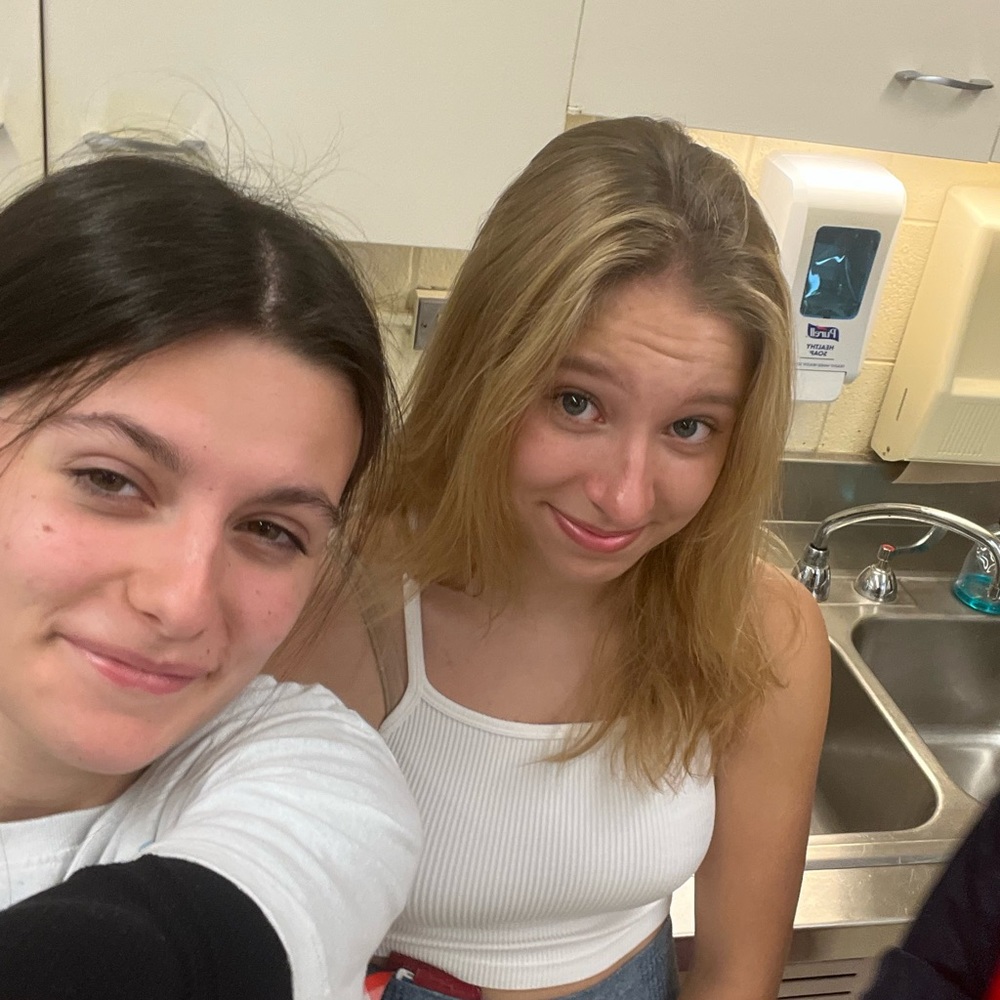 Meet your Posher, Emily